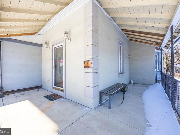 3rd image of 217 Sharon Ave