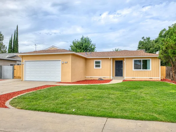2612 Purdue Ave, Clovis, CA 93611