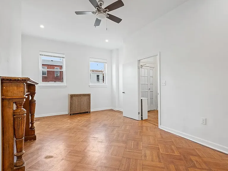 922 Snyder Ave — Photo 6
