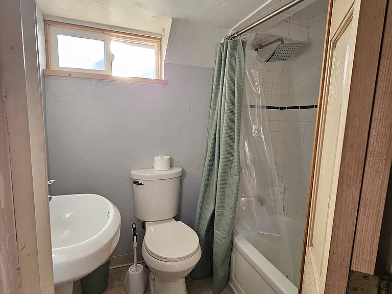 507 Lorey Dr — Photo 5