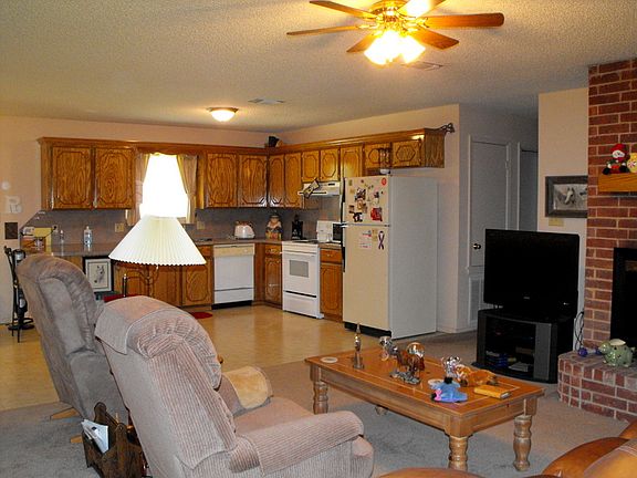 4th image of 802 N 13th St