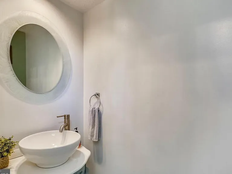 4 Scarlet Sage Ct — Photo 7