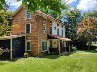 250 Warwick Rd, Elverson, PA 19520