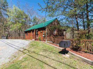 1740 Walker Trl, Sevierville, TN 37876