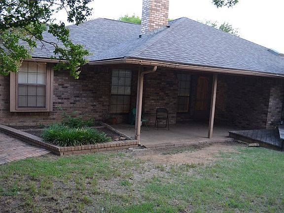 2nd image of 1508 Clarendon St