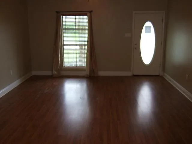 37385 Parkwood Ave — Photo 14