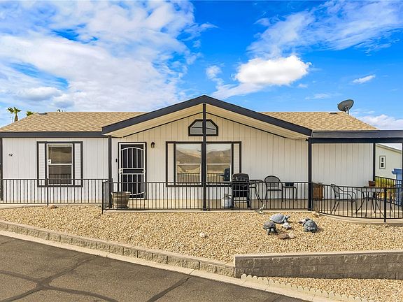 2nd image of 2960 Silver Creek Road #112