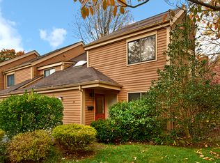 115 Brush Hollow Ln, Rye Brook, NY 10573