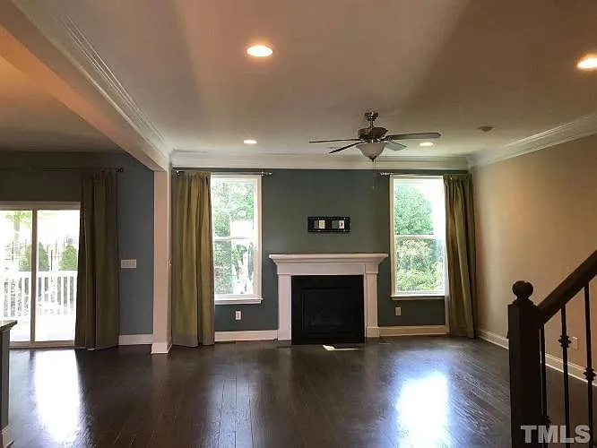 4201 Sunset Falls Dr — Photo 5