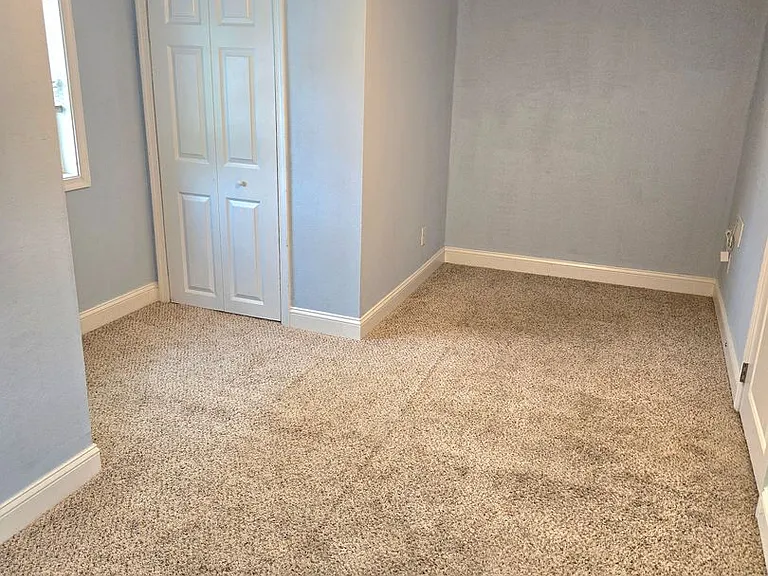 2201 Pershing Ave — Photo 31