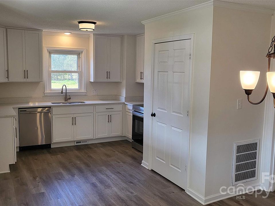 523 Saluda Rd, Chester, SC 29706 Zillow
