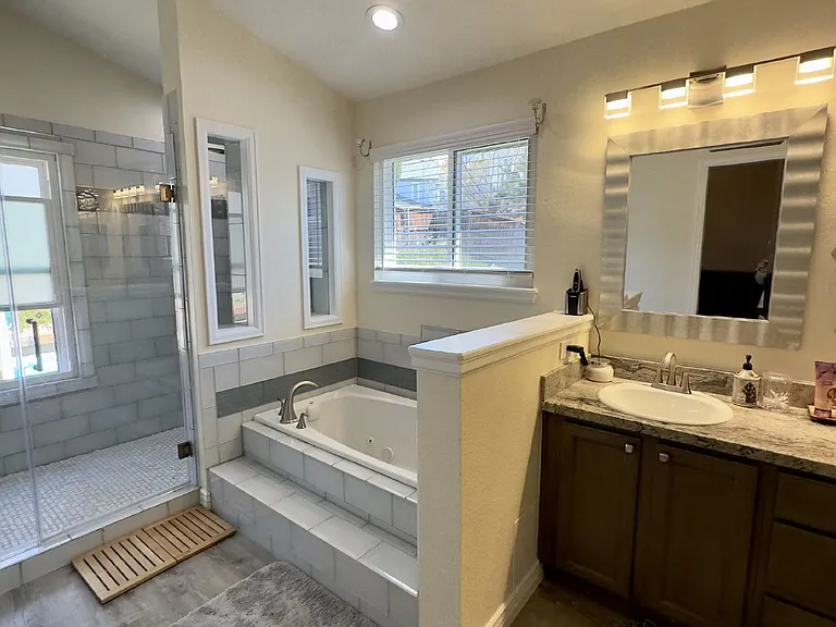 9611 Salem Ct — Photo 14