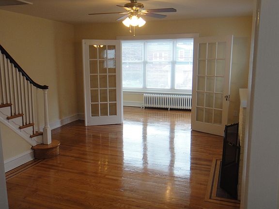 Living / Sun Room