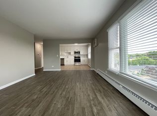 5107 Washington St #5109-D, Downers Grove, IL 60515