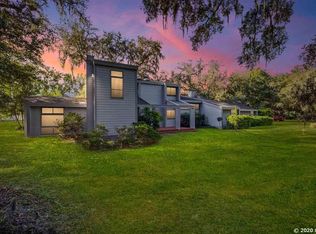 10122 SW 67th Dr, Gainesville, FL 32608