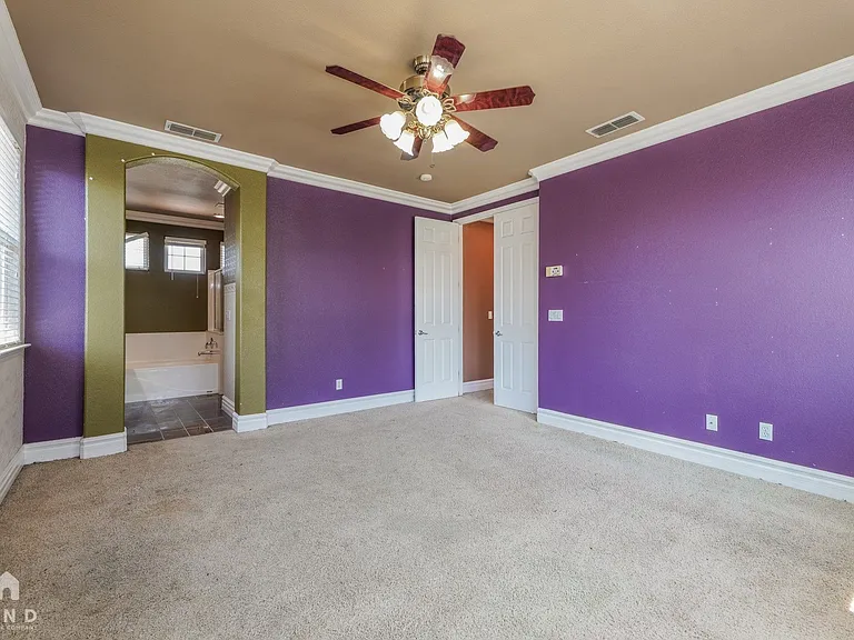9351 Palmerson Dr — Photo 19