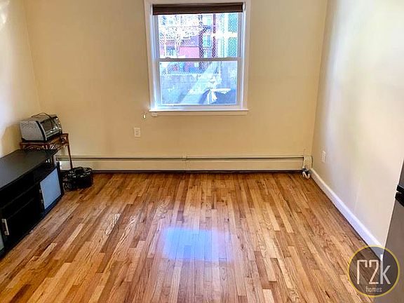 5th image of 26-35 29th St #1