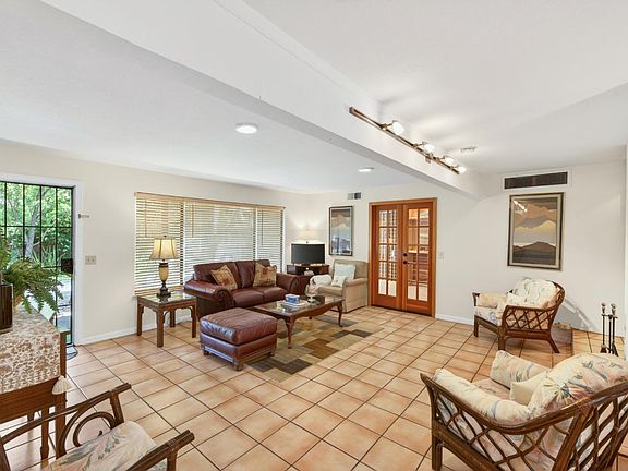 2nd image of 847 W Spain Street #8