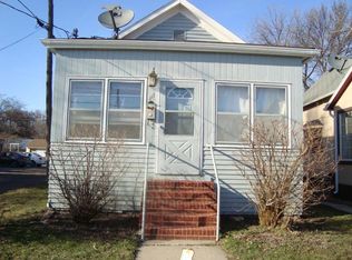 111 6th Ave N, Fargo, ND 58102
