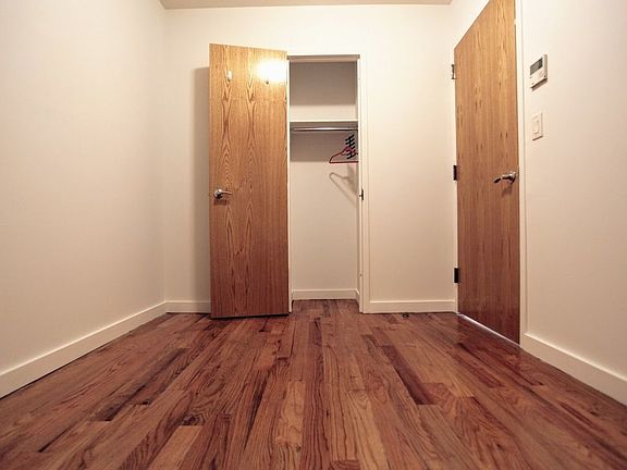 3rd image of 212 E 14th St #5FR