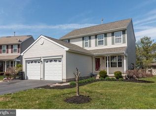 13 Clydesdale Dr, Burlington, NJ 08016