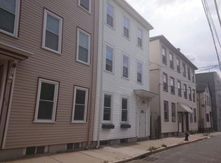 14 Mitchell St, South Boston, MA 02127