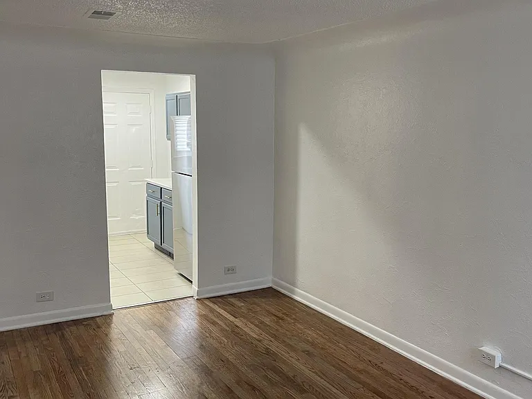 3171 S Lincoln St — Photo 29