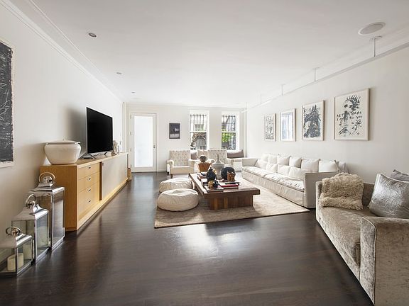 5th image of 320 W 71st St APT 1