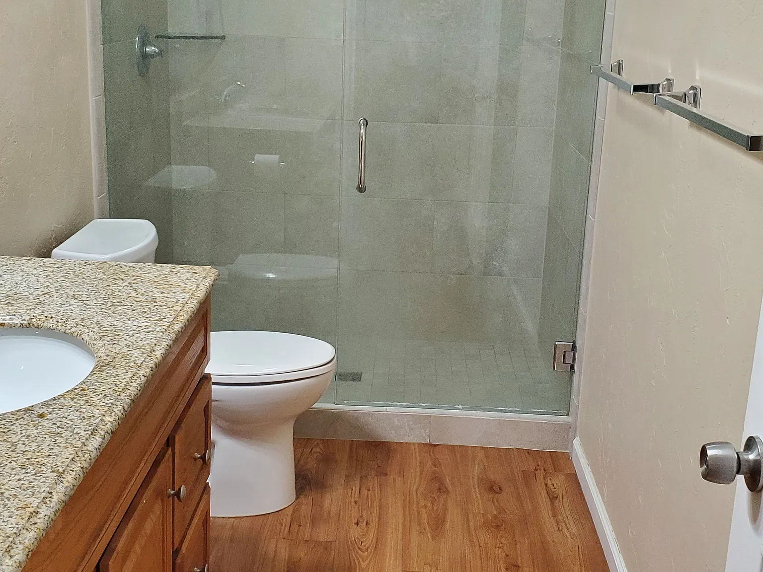 2 bed, 1000 sqft, $1,400 — Photo 1