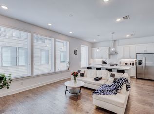 114 Chester Ct, Dallas, TX 75203