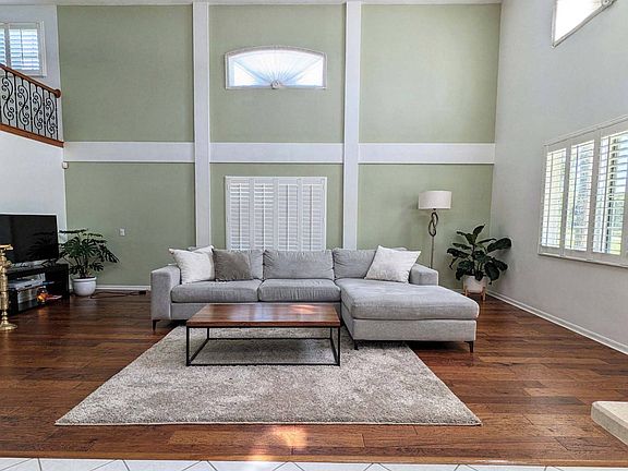 2nd image of 717 Baytree Dr