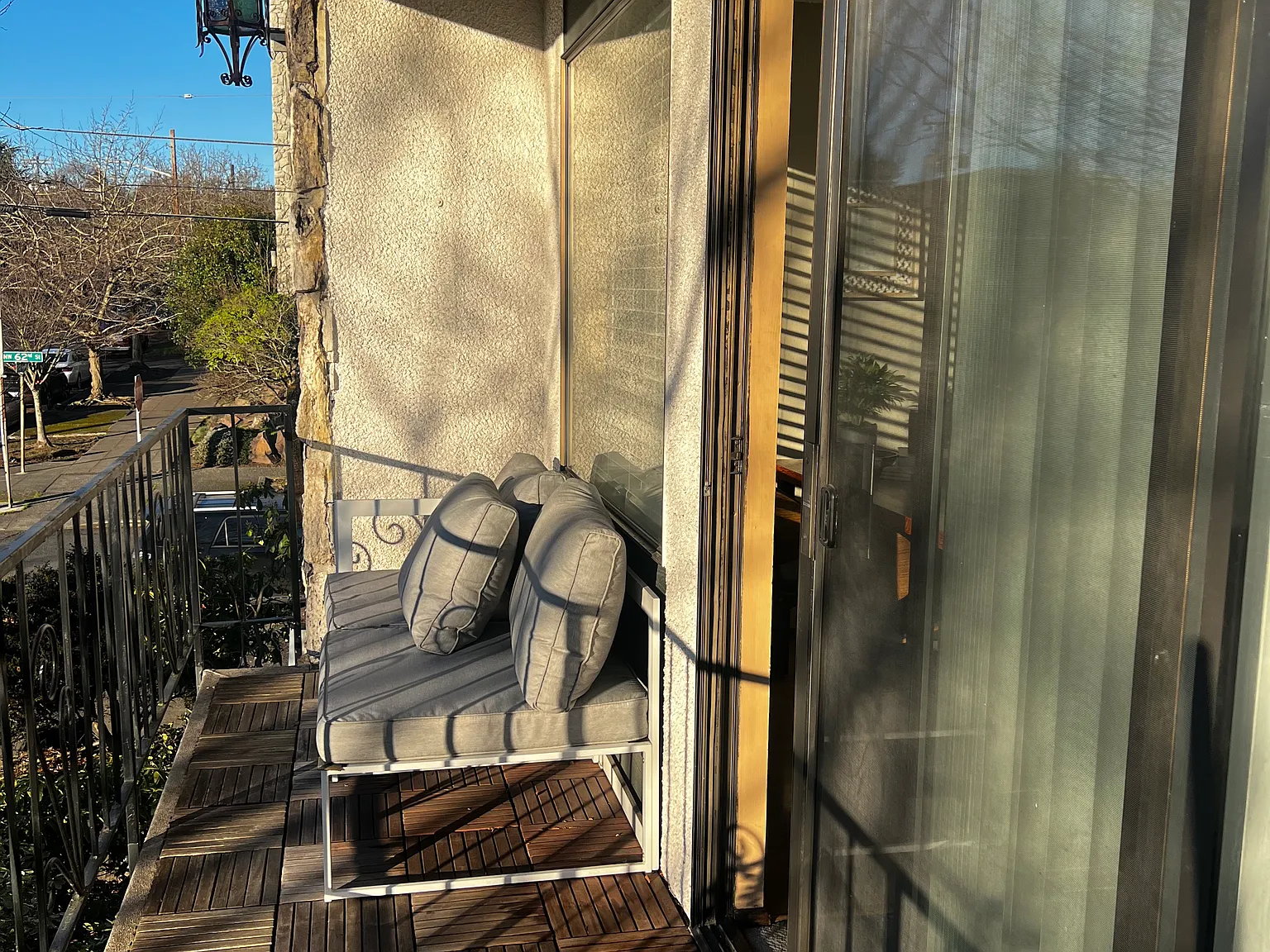 2 bed, 872 sqft, $2,700 — Photo 4