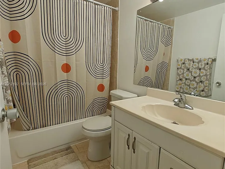 825 Brickell Bay Dr #350 — Photo 52