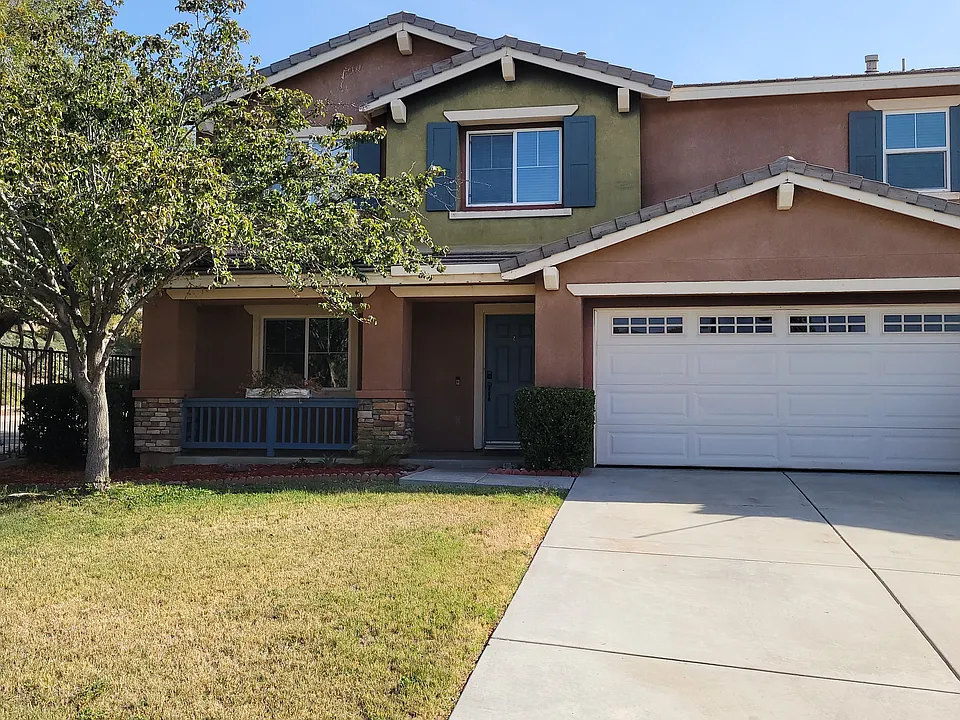 53214 Savannah Ct