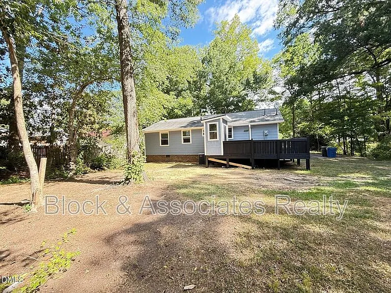801 Carter Ave — Photo 25