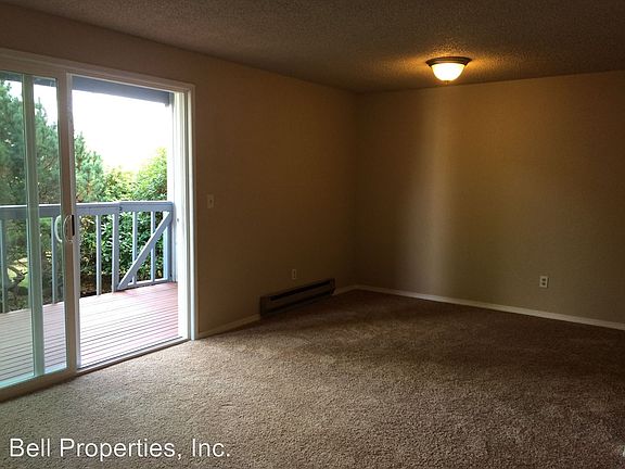 3rd image of 9605 6th Pl NE
