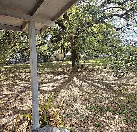 3rd image of 1101 Tyner St