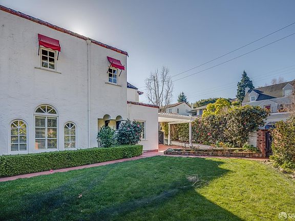 3rd image of 2627 Hale Dr