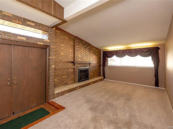 3rd image of 4105 Van Deeman St