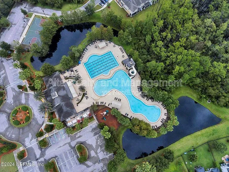 112 Morayshire Ct — Photo 37