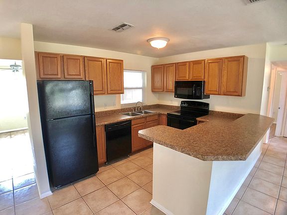4th image of 9810 53rd Ln