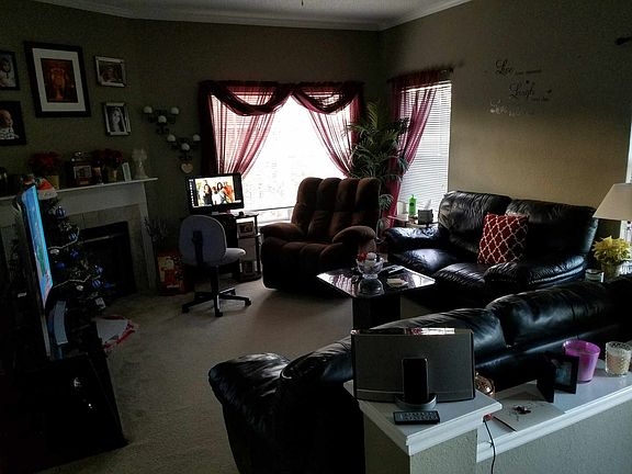 3rd image of 922 Arbor Lakes Cir #900