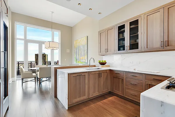 Sold by Compass | media 10