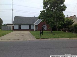 2660 Pintail Dr, Horn Lake, MS 38637