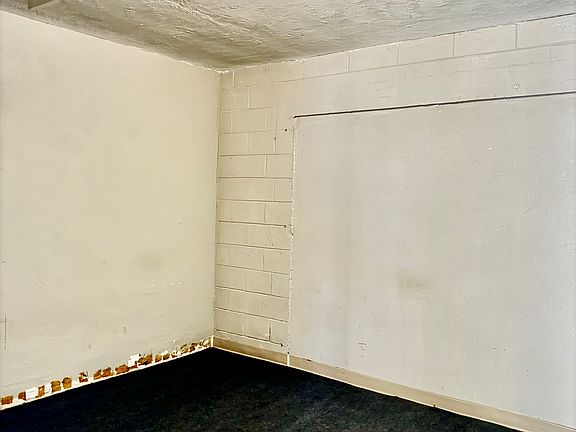 3rd image of 5561 100th Ave N