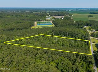 1 White Farm Road, Oriental, NC 28571