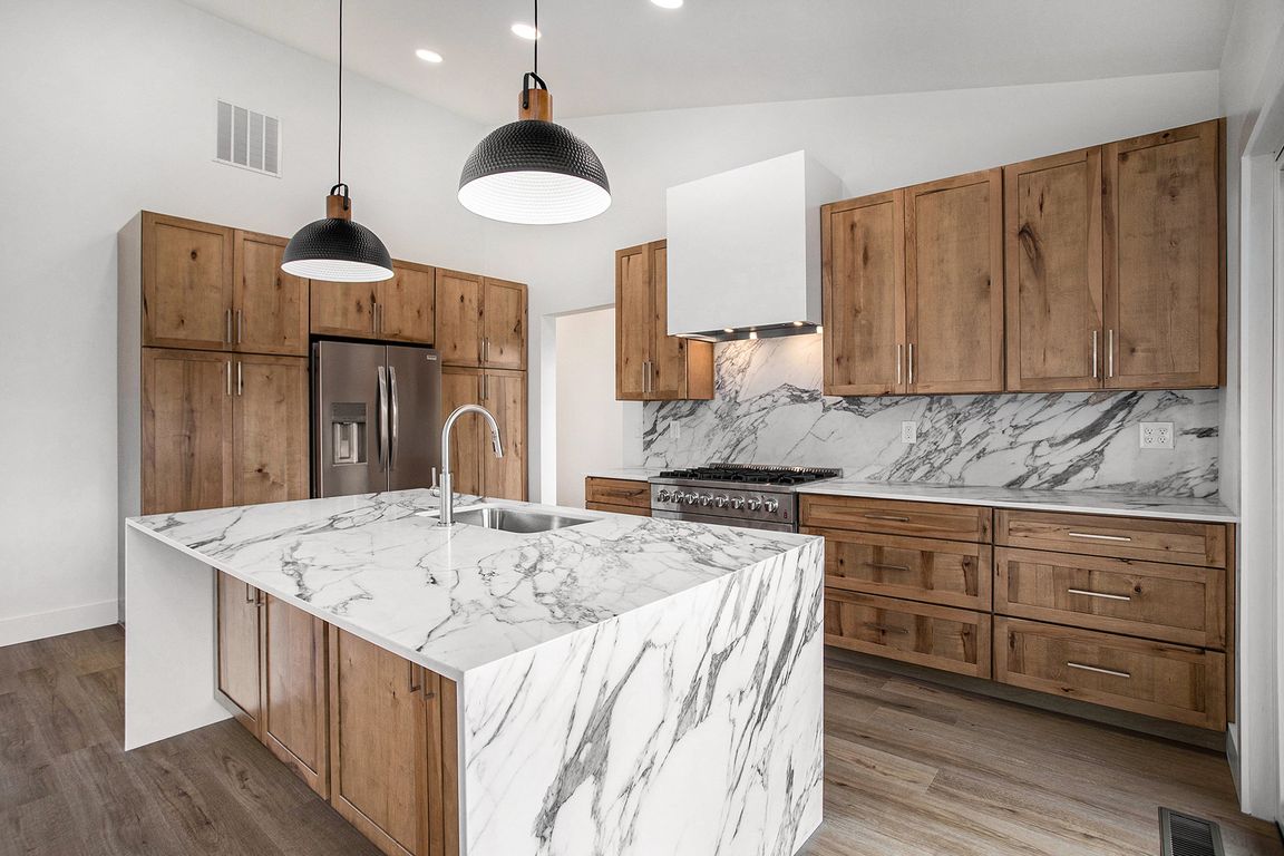 next background image