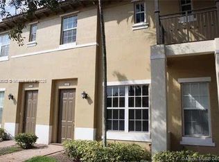 530 SW 147th Ave, Pembroke Pines, FL 33028