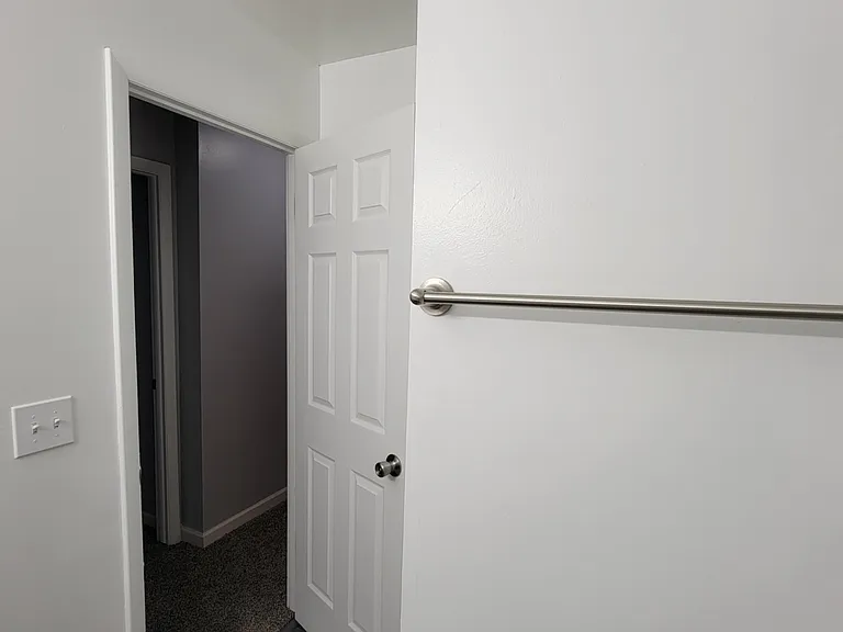 Hidden Trail Apartments — Photo 5
