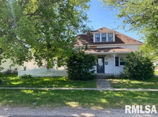 207 W Wilson St, New London, IA 52645